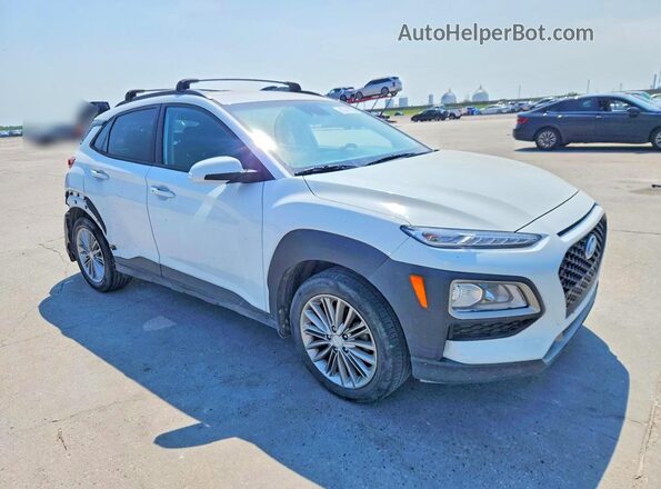 KM8K62AA8MU637545 2021 HYUNDAI KONA White Przód prawy