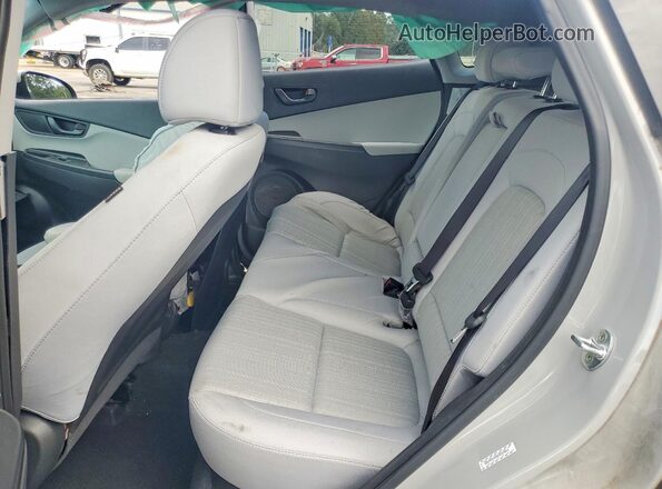 KM8K62AB6PU946945 2023 HYUNDAI KONA Серый Вид задней части салона