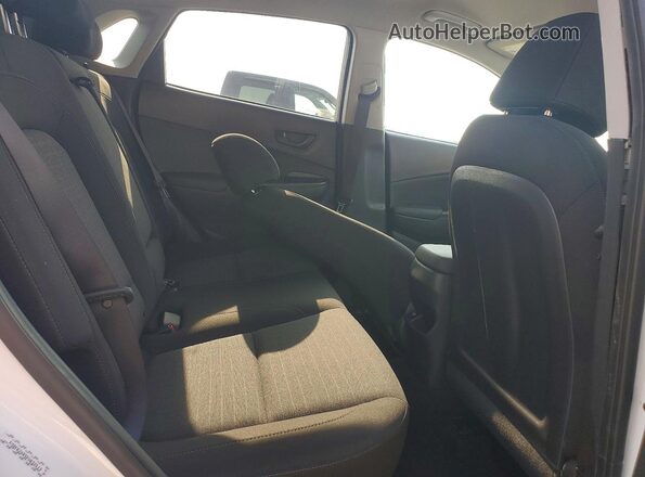 KM8K62AB9PU032513 2023 HYUNDAI KONA Белый Вид задних сидений
