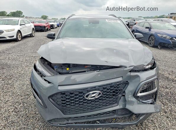KM8K6CA58MU731076 2021 HYUNDAI KONA Gray Вид спереду