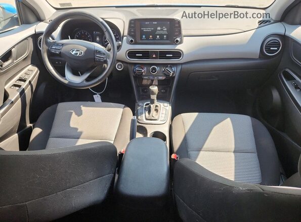 KM8K6CAA2MU628748 2021 HYUNDAI KONA Blue Vista del salpicadero