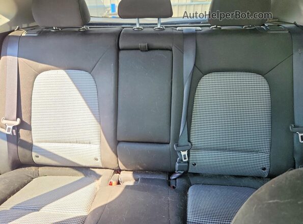 KM8K6CAA2MU628748 2021 HYUNDAI KONA Blue Vista de los asientos traseros