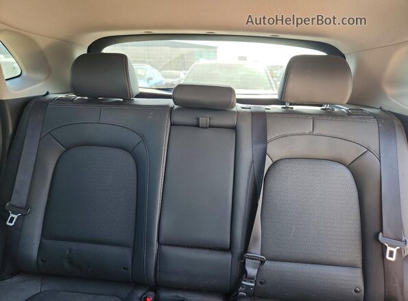 KM8K6CAA3JU073076 2018 HYUNDAI KONA Gray Vista de los asientos traseros