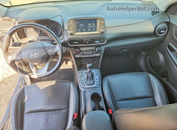 KM8K6CAA3JU073076 2018 HYUNDAI KONA Gray Vista del salpicadero