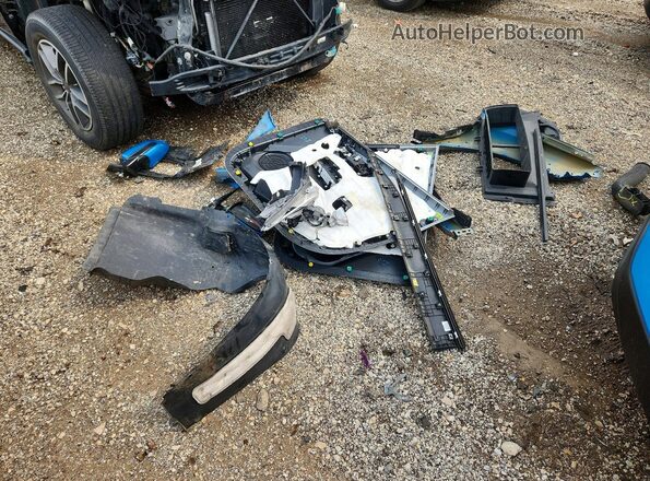 KM8K6CAA6LU538940 2020 HYUNDAI KONA Blue Engine compartment view
