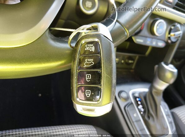 KM8K6CAAXLU478743 2020 HYUNDAI KONA Black Dashboard view