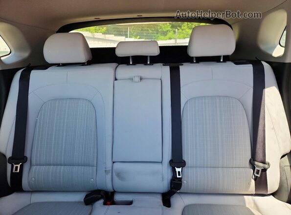 KM8K6CAB1PU931064 2023 HYUNDAI KONA Teal უკანა სავარძლების ხედი