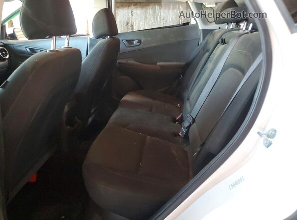 KM8K6CAB1PU976148 2023 HYUNDAI KONA White Rear interior view