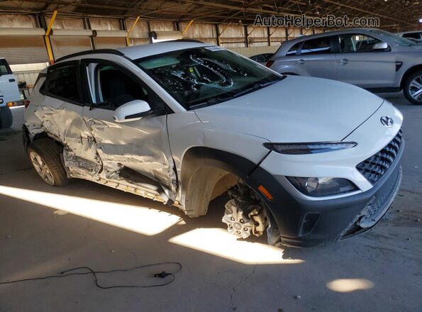 KM8K6CAB1PU976148 2023 HYUNDAI KONA White Front right