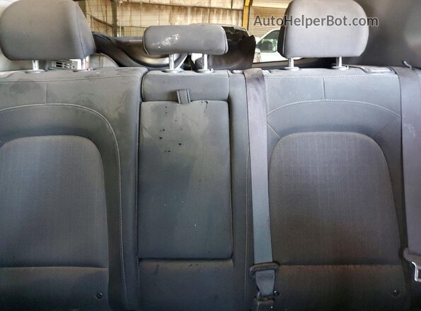 KM8K6CAB1PU976148 2023 HYUNDAI KONA White Rear seats view