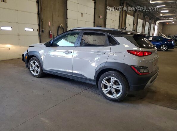 KM8K6CAB5NU910991 2022 HYUNDAI KONA Gray Trasero izquierdo