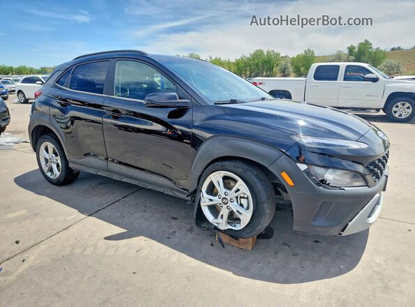 KM8K6CAB6PU990188 2023 HYUNDAI KONA Черный Передняя правая четверть
