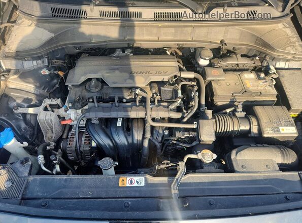 KM8K6CAB8NU831685 2022 HYUNDAI KONA Black Rear interior view