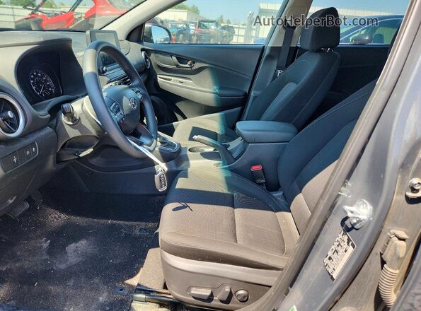 KM8K6CAB8PU040799 2023 HYUNDAI KONA Gray Widok wnętrza z przodu