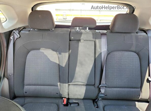 KM8K6CABXPU995748 2023 HYUNDAI KONA Gray Widok tylnych siedzeń