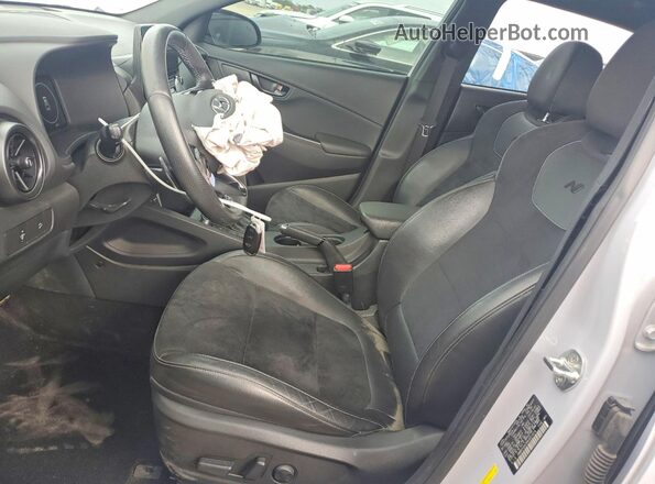 KM8KH3AC9NU001414 2022 HYUNDAI KONA White Սալոնի դիմացի տեսք