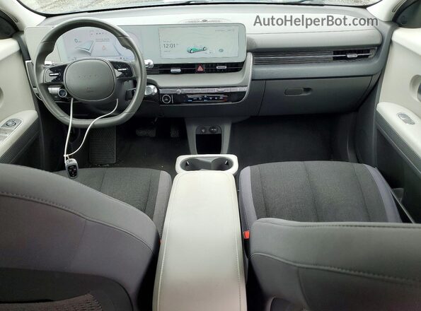 KM8KM4AEXPU180004 2023 HYUNDAI IONIQ Blue Vista del salpicadero