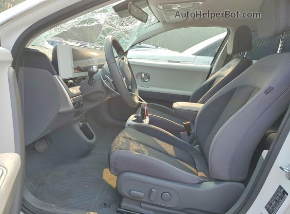 KM8KMDDF9RU317831 2024 HYUNDAI IONIQ White Vista interior delantera