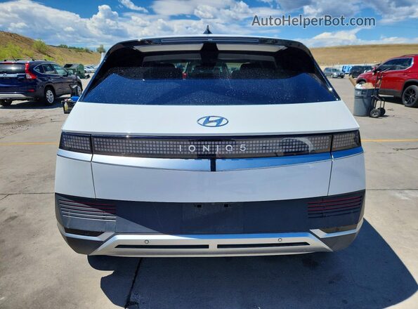 KM8KN4AE4NU066607 2022 HYUNDAI IONIQ White Հետևի տեսք