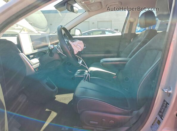 KM8KN4AE7PU132229 2023 HYUNDAI IONIQ Gray წინა სალონის ხედი