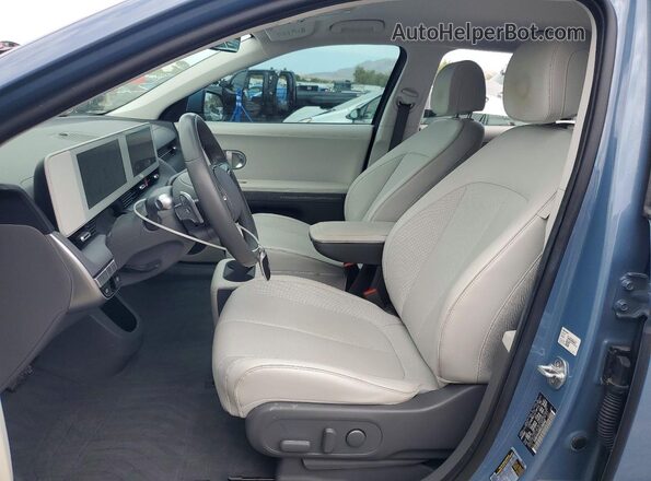 KM8KN4AE9NU068482 2022 HYUNDAI IONIQ Синий Вид салона спереди