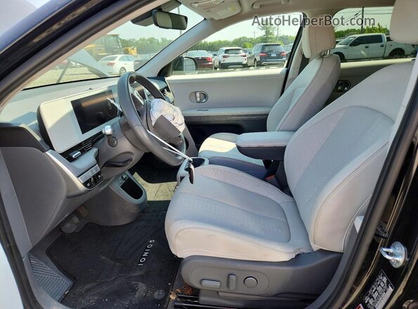 KM8KNDAF2PU183209 2023 HYUNDAI IONIQ Черный Вид салона спереди