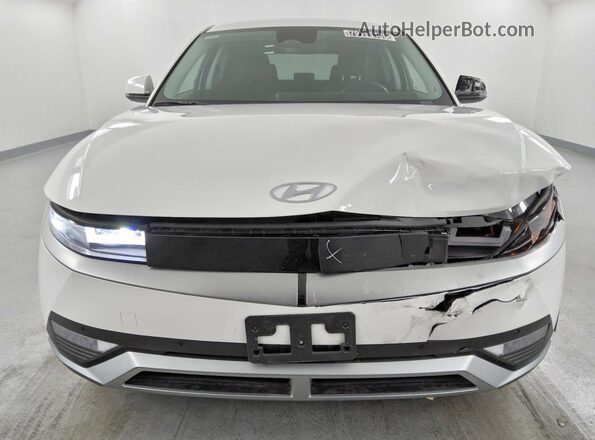 KM8KNDAF2PU229766 2023 HYUNDAI IONIQ White წინა ხედი