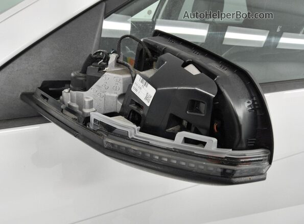 KM8KNDAF2PU229766 2023 HYUNDAI IONIQ White 