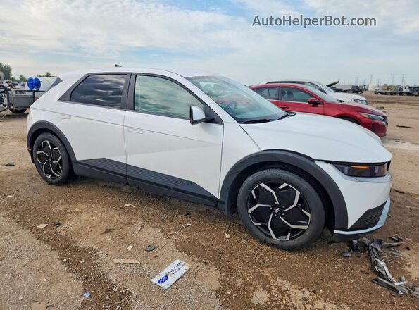 KM8KNDAF8NU103344 2022 HYUNDAI IONIQ White Передня права чверть