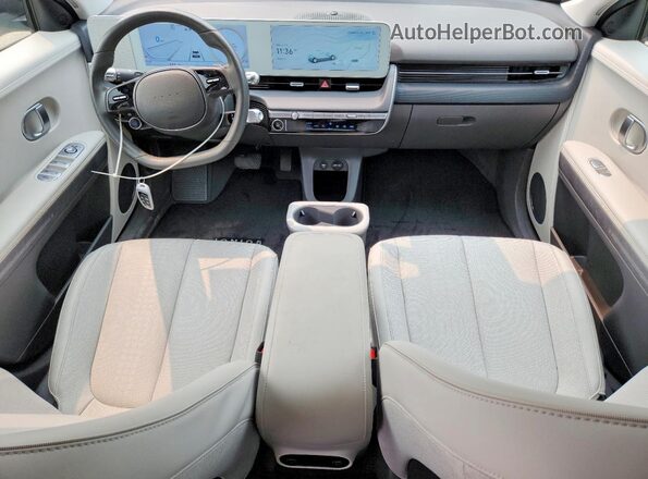 KM8KNDAF8PU124374 2023 HYUNDAI IONIQ Черный Вид панели приборов