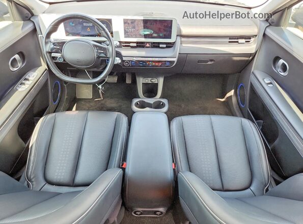 KM8KNDAF8PU215712 2023 HYUNDAI IONIQ Черный Вид панели приборов