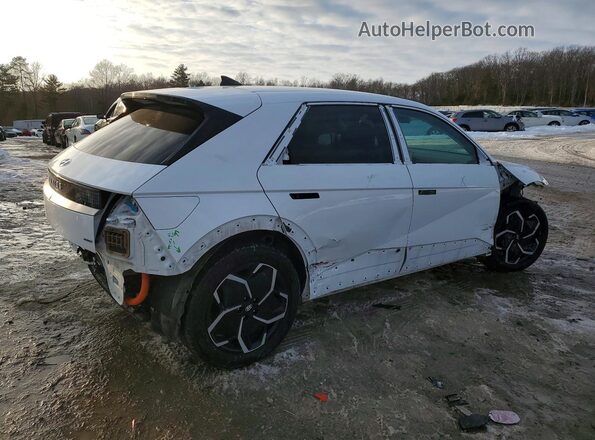 KM8KNDDF0RU256706 2024 HYUNDAI IONIQ White Rear right