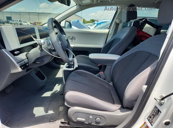 KM8KNDDF2RU287939 2024 HYUNDAI IONIQ White Widok wnętrza z przodu