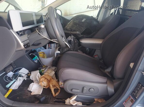 KM8KNDDF6RU266463 2024 HYUNDAI IONIQ Синий Вид салона спереди