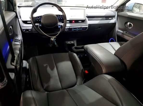 KM8KRDAF8PU227671 2023 HYUNDAI IONIQ Синий Вид панели приборов