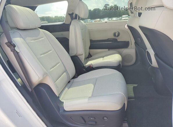 KM8RM5SA3TU040063 2026 HYUNDAI PALISADE White Widok wnętrza z tyłu