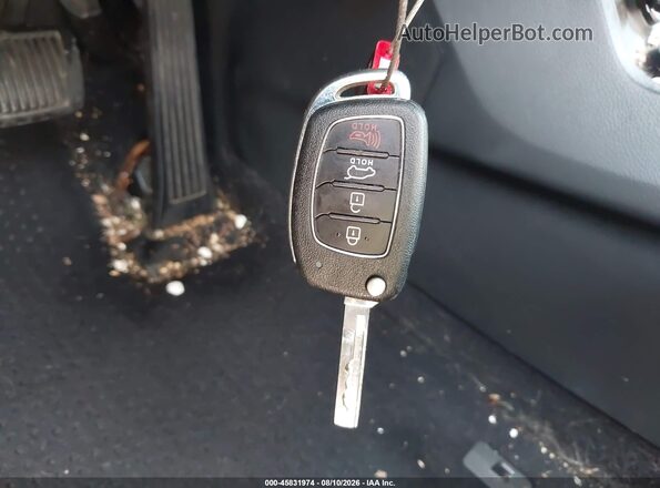 KM8SM4HF2HU236517 2017 HYUNDAI SANTA FE Silver წინა პანელის ხედი