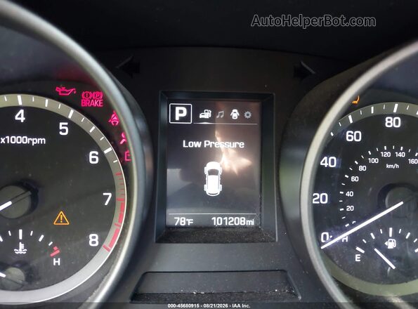 KM8SM4HF8JU286229 2018 HYUNDAI SANTA FE Silver Widok tylnych siedzeń