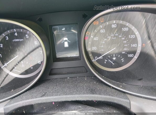 KM8SM4HF8JU286229 2018 HYUNDAI SANTA FE Silver 