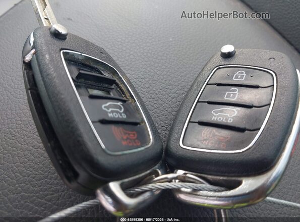 KM8SMDHF5HU191945 2017 HYUNDAI SANTA FE White Dashboard view