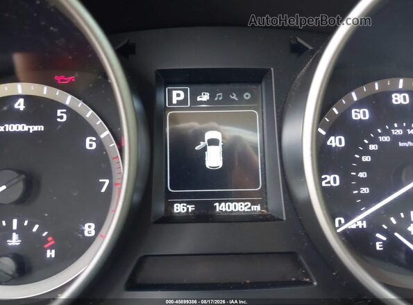 KM8SMDHF5HU191945 2017 HYUNDAI SANTA FE White 