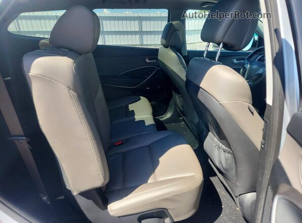 KM8SRDHF5HU203402 2017 HYUNDAI SANTA Silver Widok wnętrza z tyłu