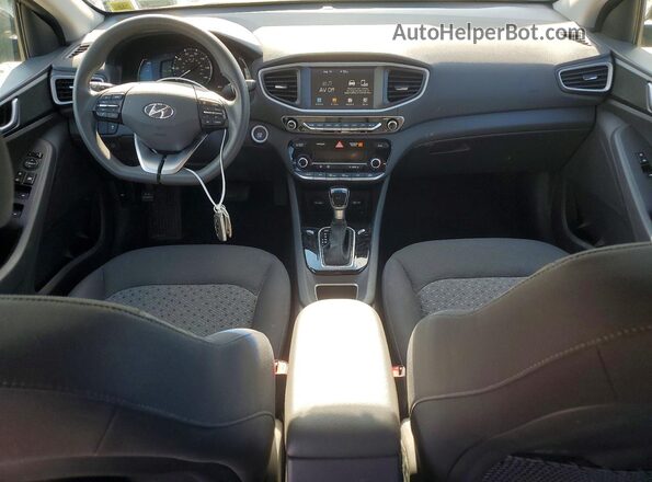 KMHC65LC0HU030601 2017 HYUNDAI IONIQ Black Dashboard view