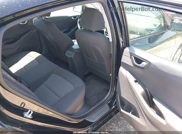 KMHC65LC0JU075477 2018 HYUNDAI IONIQ HYBRID Black VIN sticker view