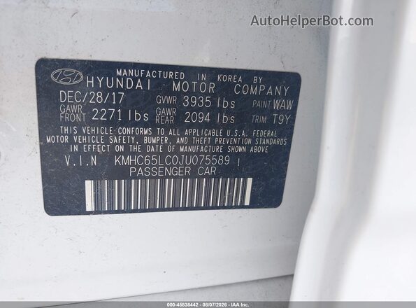 KMHC65LC0JU075589 2018 HYUNDAI IONIQ HYBRID White Widok komory silnika