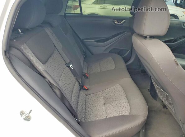 KMHC65LC0KU180540 2019 HYUNDAI IONIQ White უკანა სავარძლების ხედი