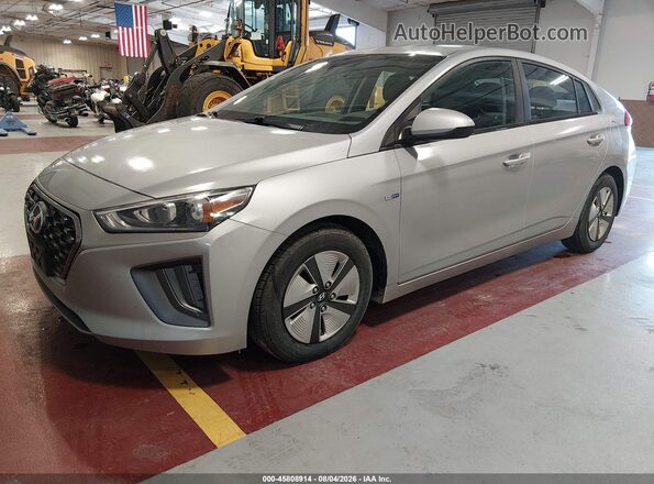 KMHC65LC0LU226126 2020 HYUNDAI IONIQ HYBRID Серебряный Передняя левая четверть