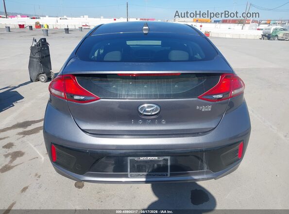 KMHC65LC1JU065797 2018 HYUNDAI IONIQ HYBRID Gray 