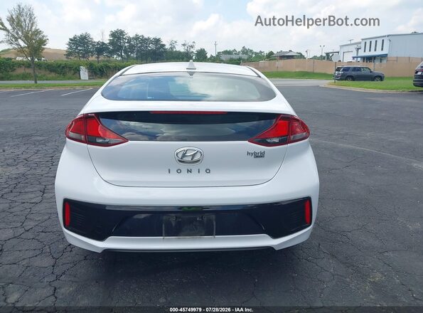 KMHC65LC1JU075617 2018 HYUNDAI IONIQ HYBRID White 