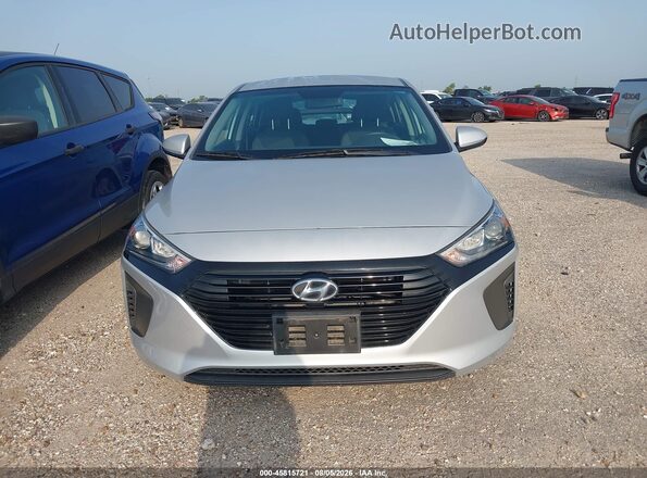 KMHC65LC1JU075696 2018 HYUNDAI IONIQ HYBRID Silver წინა ხედი